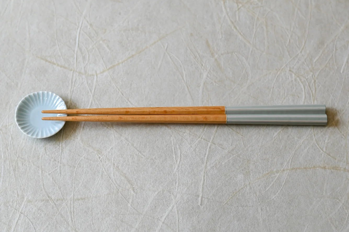 その他 箸：天然木
箸置き：磁器 ISH-0003